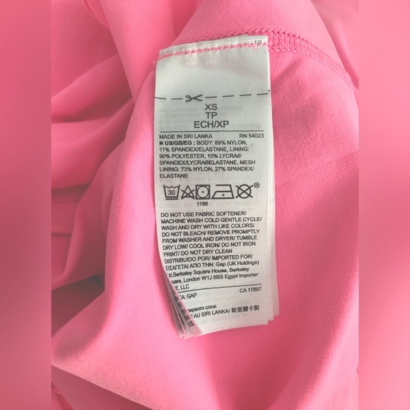 GAP FIT built-in bra 💗 pink strappy TANK TOP Size XS - Picture 5 of 6